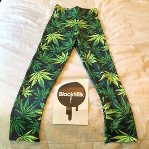 Black milk crop leggings size xs brand new wt